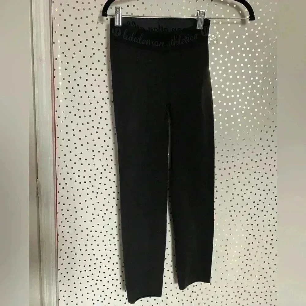 Lululemon Hi Rise Logo Waistband Perforated Cropped Seamless Leggings